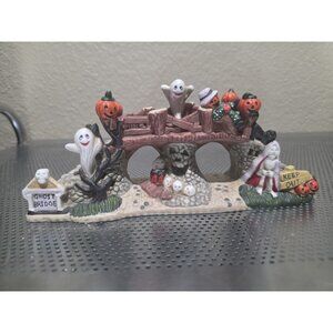 VTG SPOOKY HOLLOW ACCESSORY~ HALLOWEEN HAUNTED BRIDGE Porcelain Figurine Decor